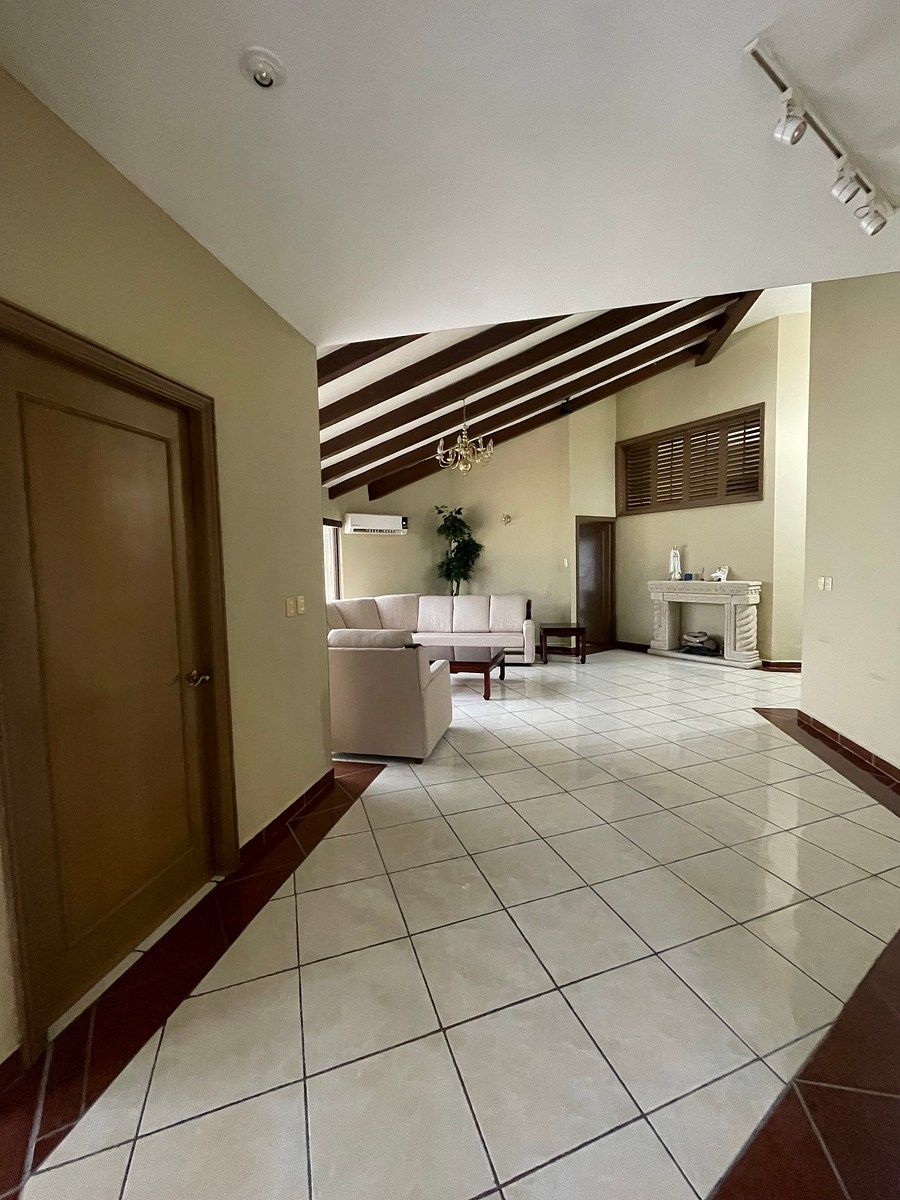 Casa em Fuentes del Valle, San Pedro Garza García, foto 11 de 39