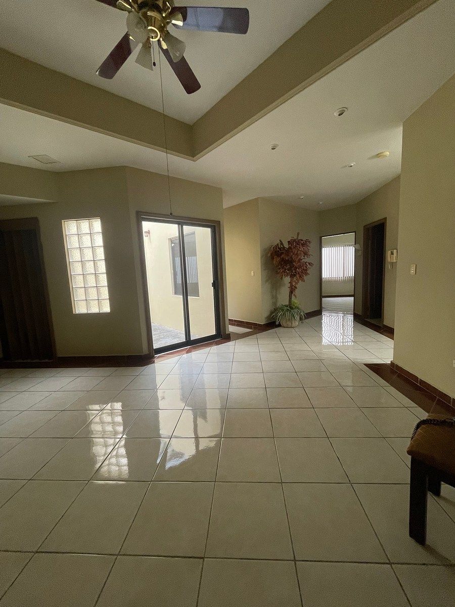 Casa em Fuentes del Valle, San Pedro Garza García, foto 23 de 39