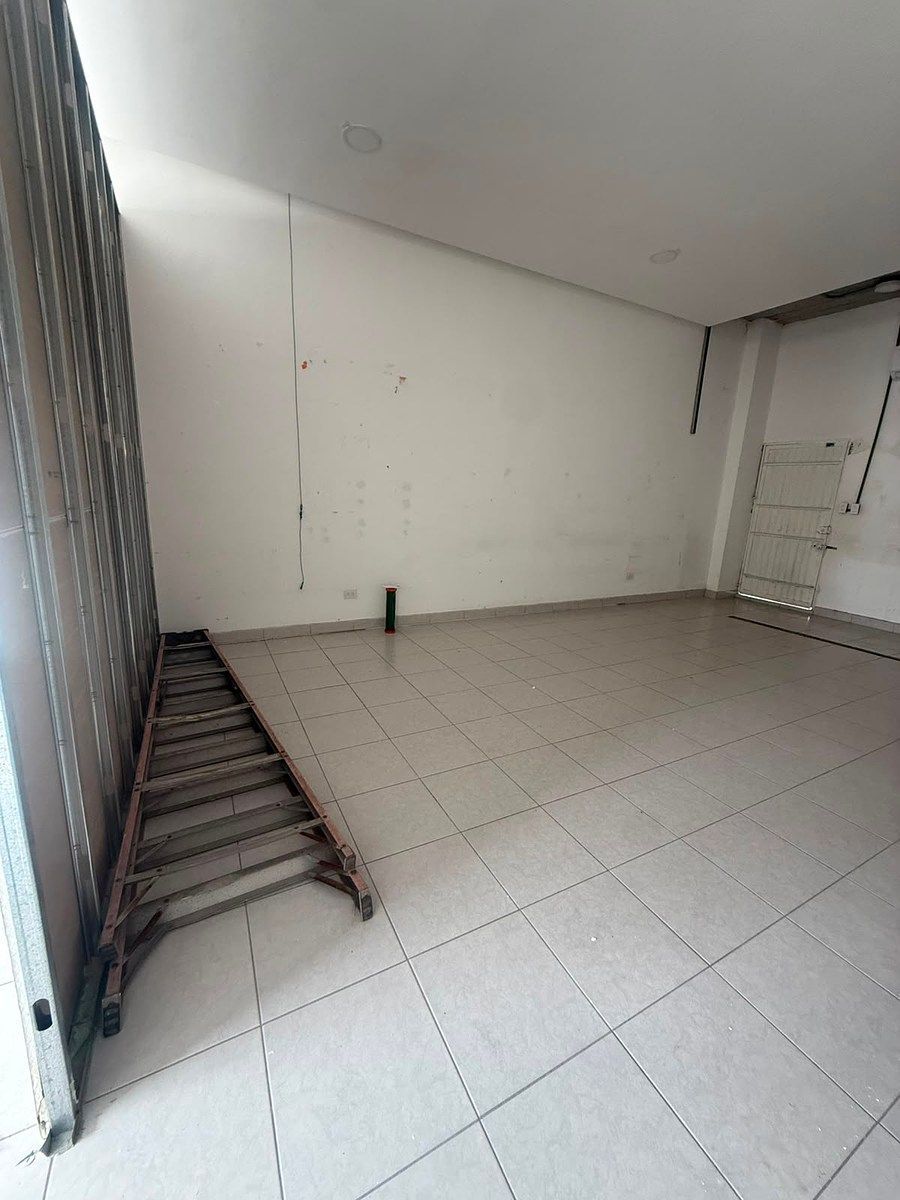 Loja em shopping em Privadas Borneo, Apodaca, foto 3 de 6