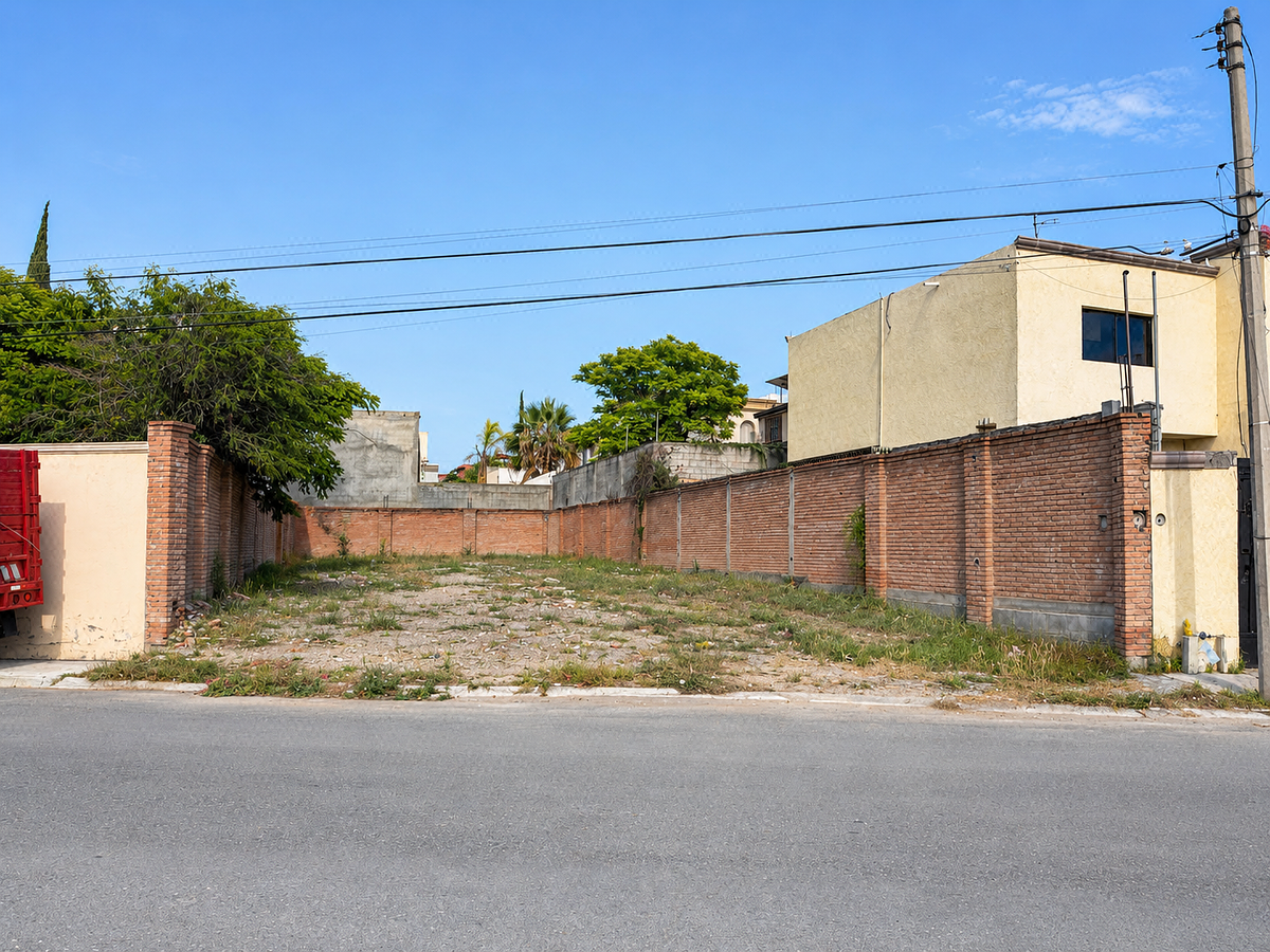 Terreno residencial no Residencial Los Pinos | 356,02 m², foto 1 de 14