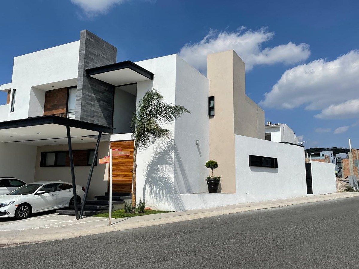 CASA EN RENTA EN LOMAS DE JURIQUILLA, foto 1 de 10