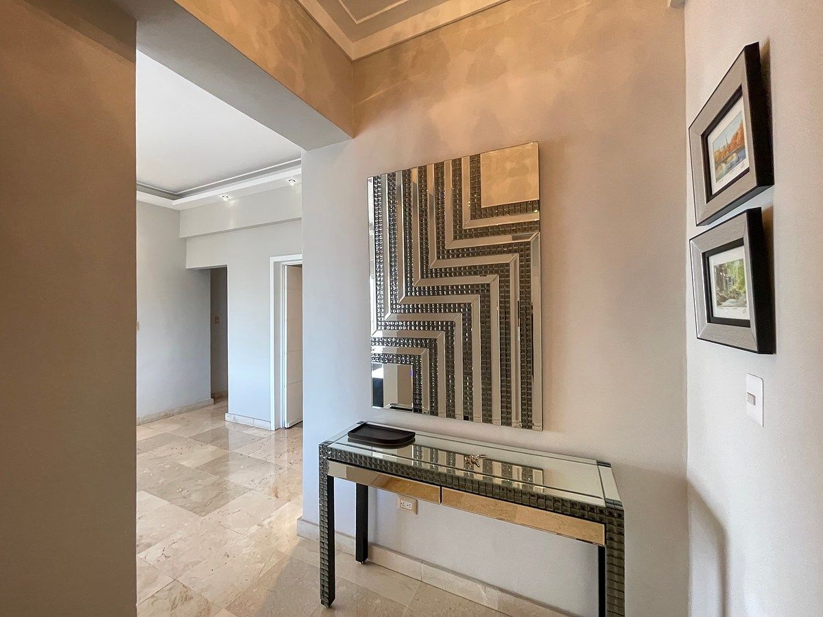 Apartamento en Evaristo Morales, Santo Domingo Centro (Distrito Nacional), foto 2 de 49