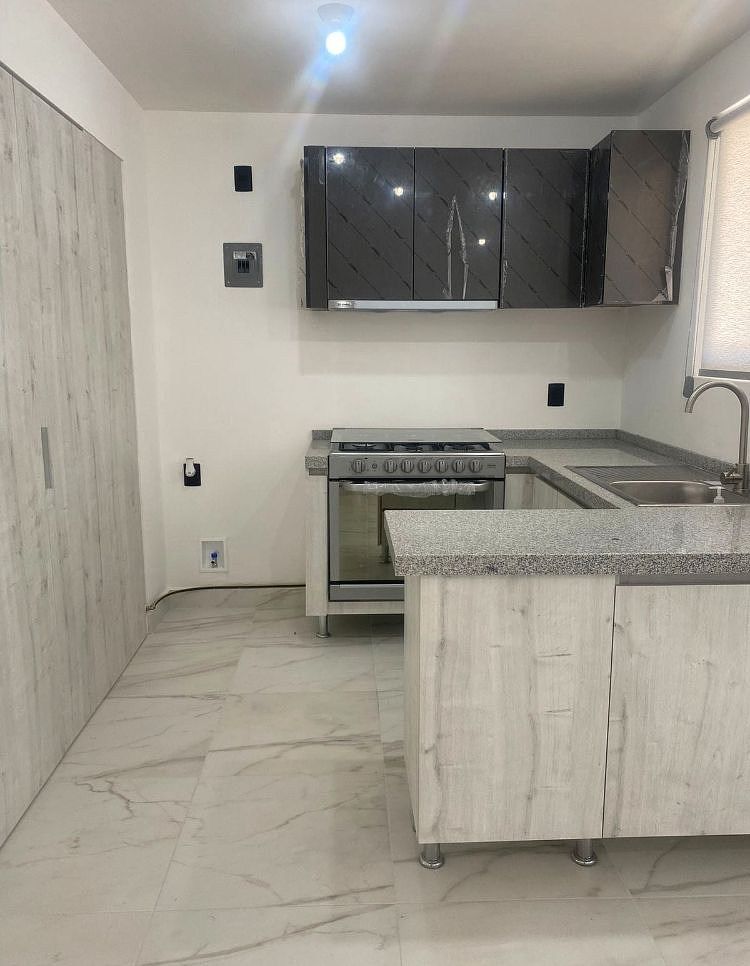COMODO DEPARTAMENTO EN PLANTA BAJA, foto 1 de 9