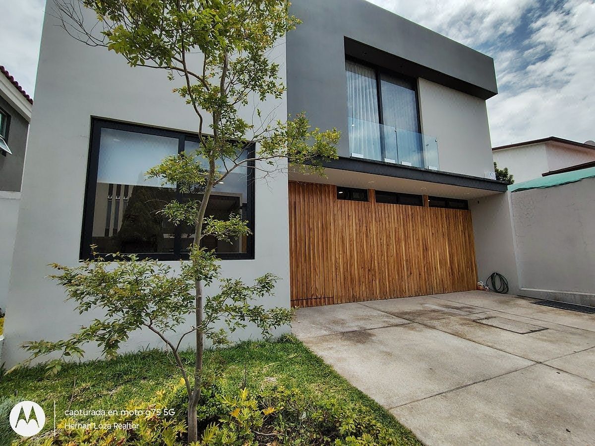 CASA EN VENTA EN LOS NARANJOS II, foto 1 de 31
