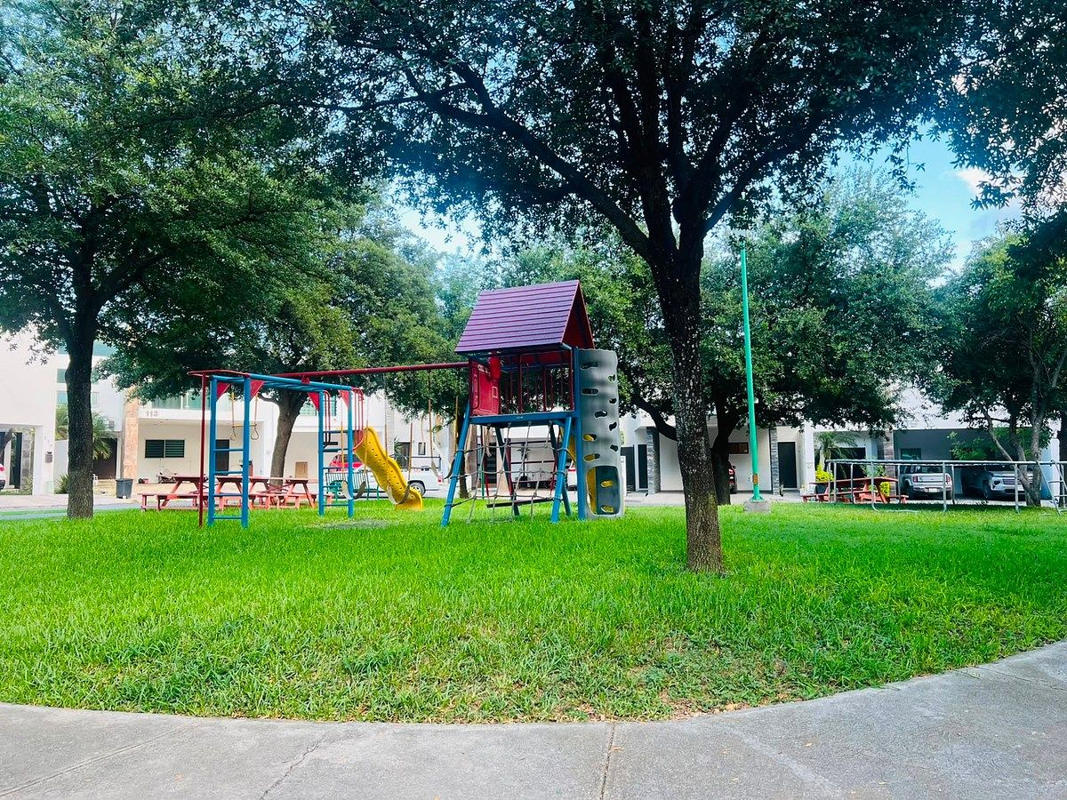 Casa em La Rioja Privada Residencial, Monterrey, foto 28 de 31