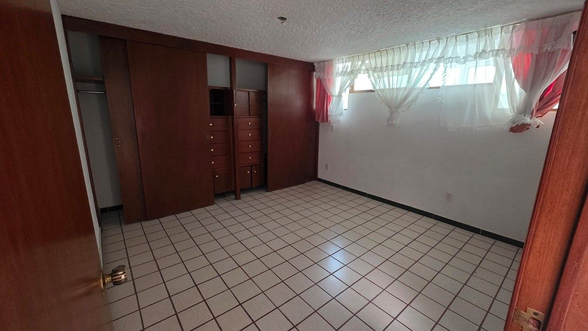 House in Gated Community in Ciudad Bugambilia, Zapopan, photo 10 of 18