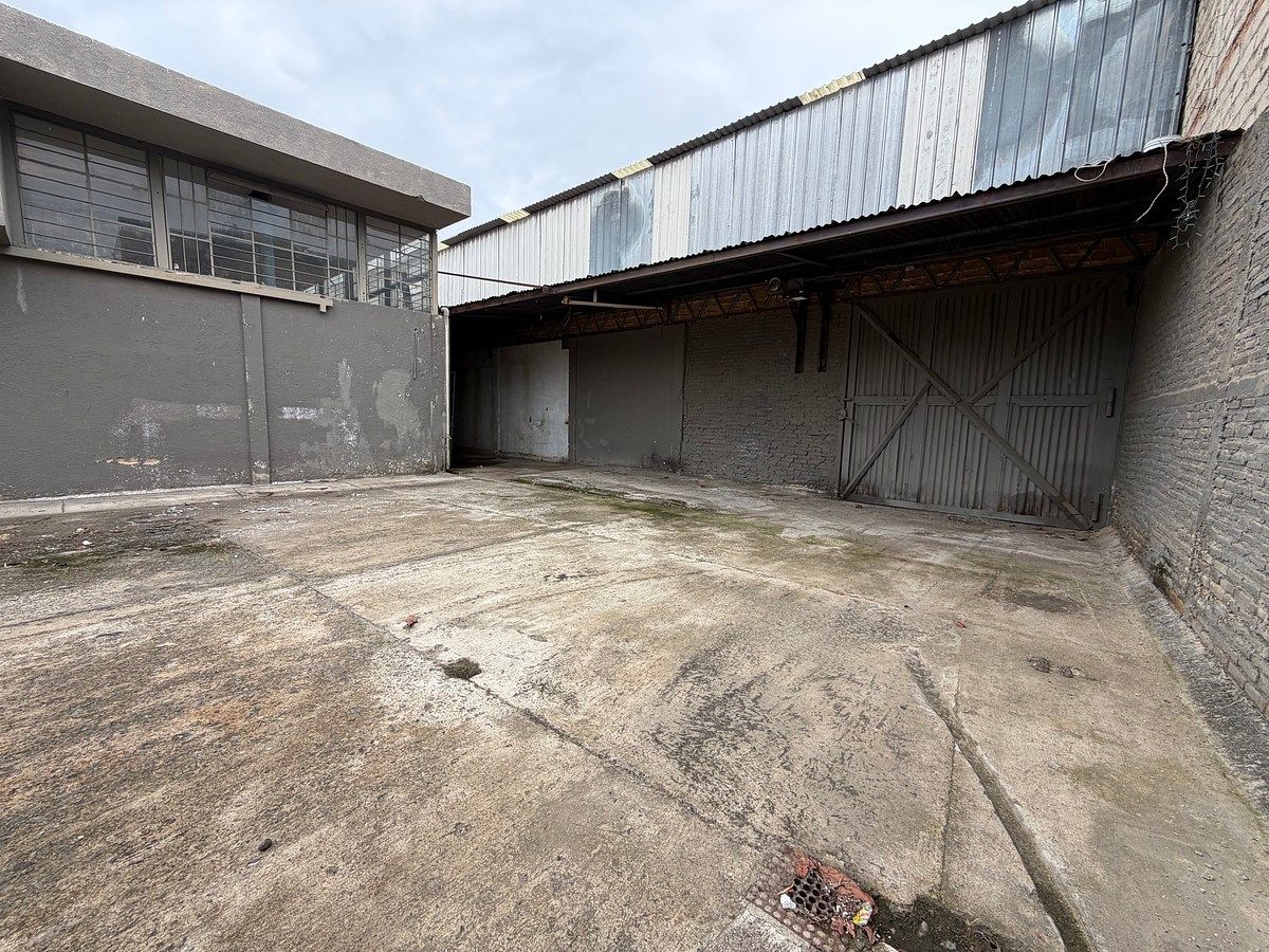Bodega comercial en Constitución, Zapopan, foto 3 de 20