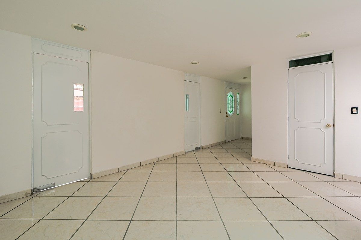 Casa en Venta en Paseos Taxqueña, calle cerrada, 3 recámaras, alcaldía Coyoacán - foto 4