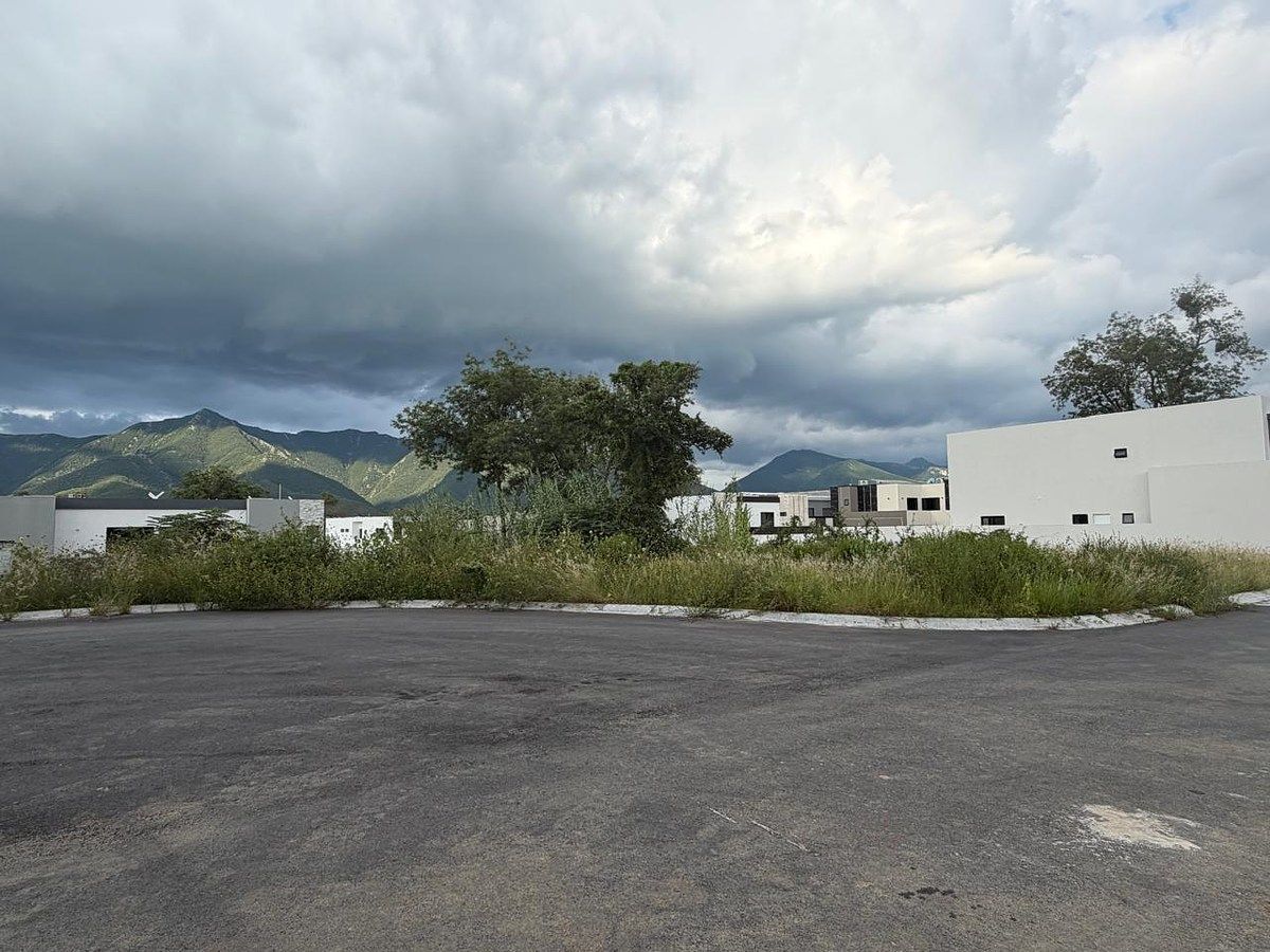 Terreno, photo 7 of 11