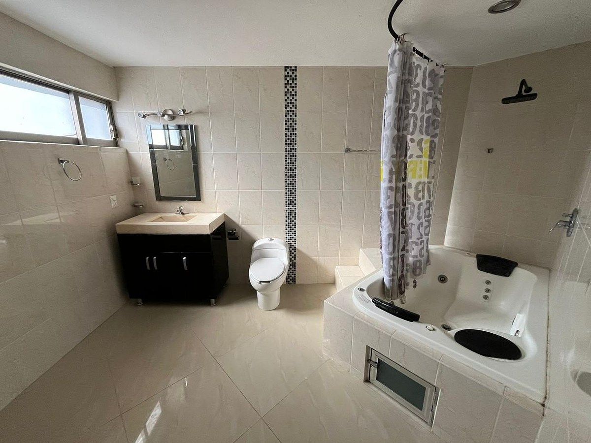 Casa em Ciudad Bugambilia, Zapopan, foto 23 de 24
