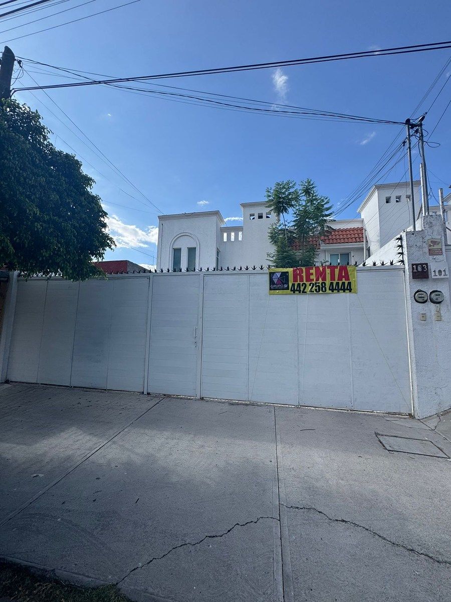 CASA PARA ALUGAR – QUINTAS DEL MARQUÉS R$22.000 o mais central de Querétaro, foto 1 de 22
