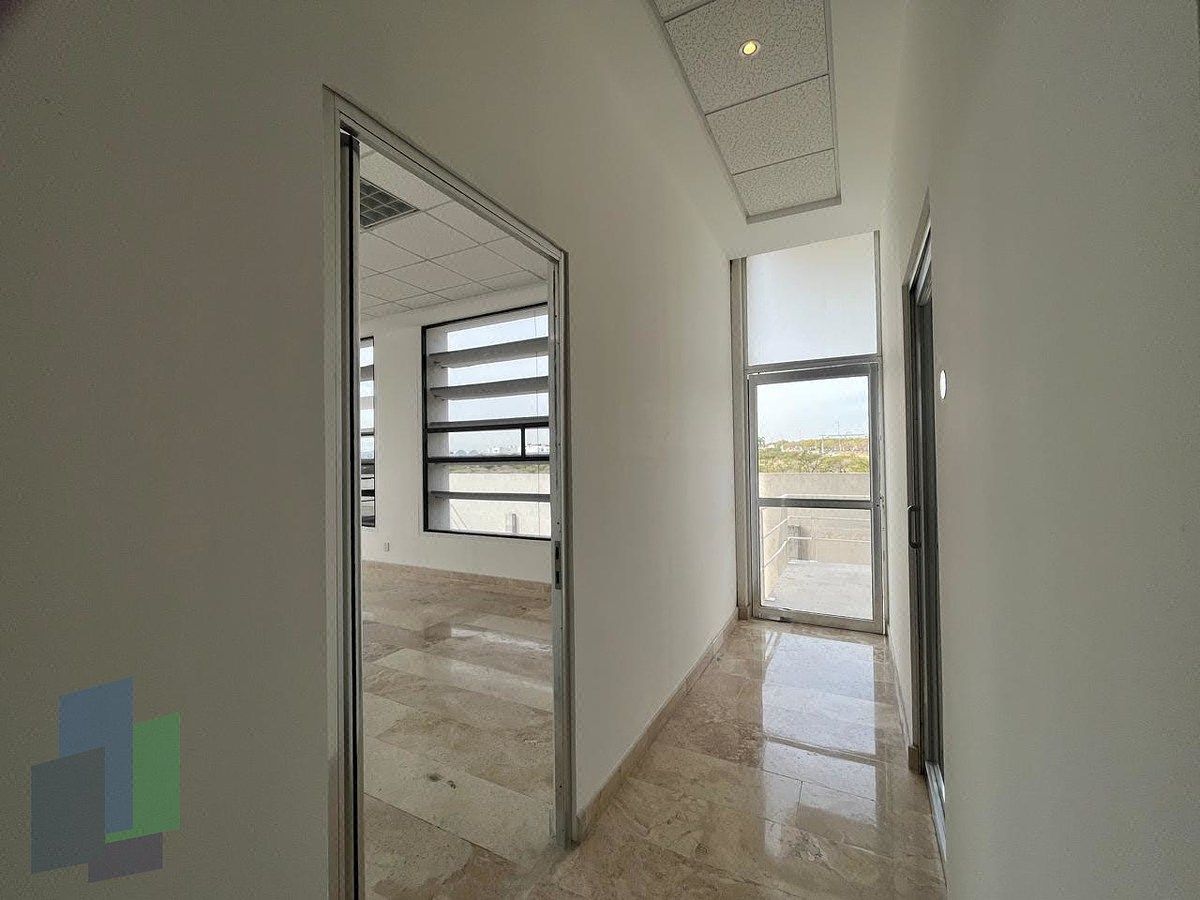 Office in Valle De Juriquilla, Querétaro, photo 2 of 18