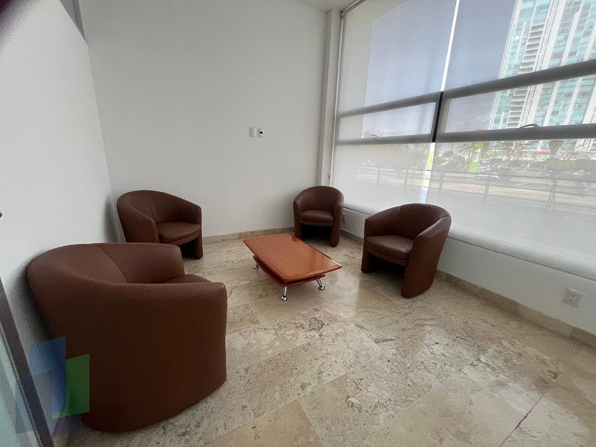 Office in Valle De Juriquilla, Querétaro, photo 8 of 18