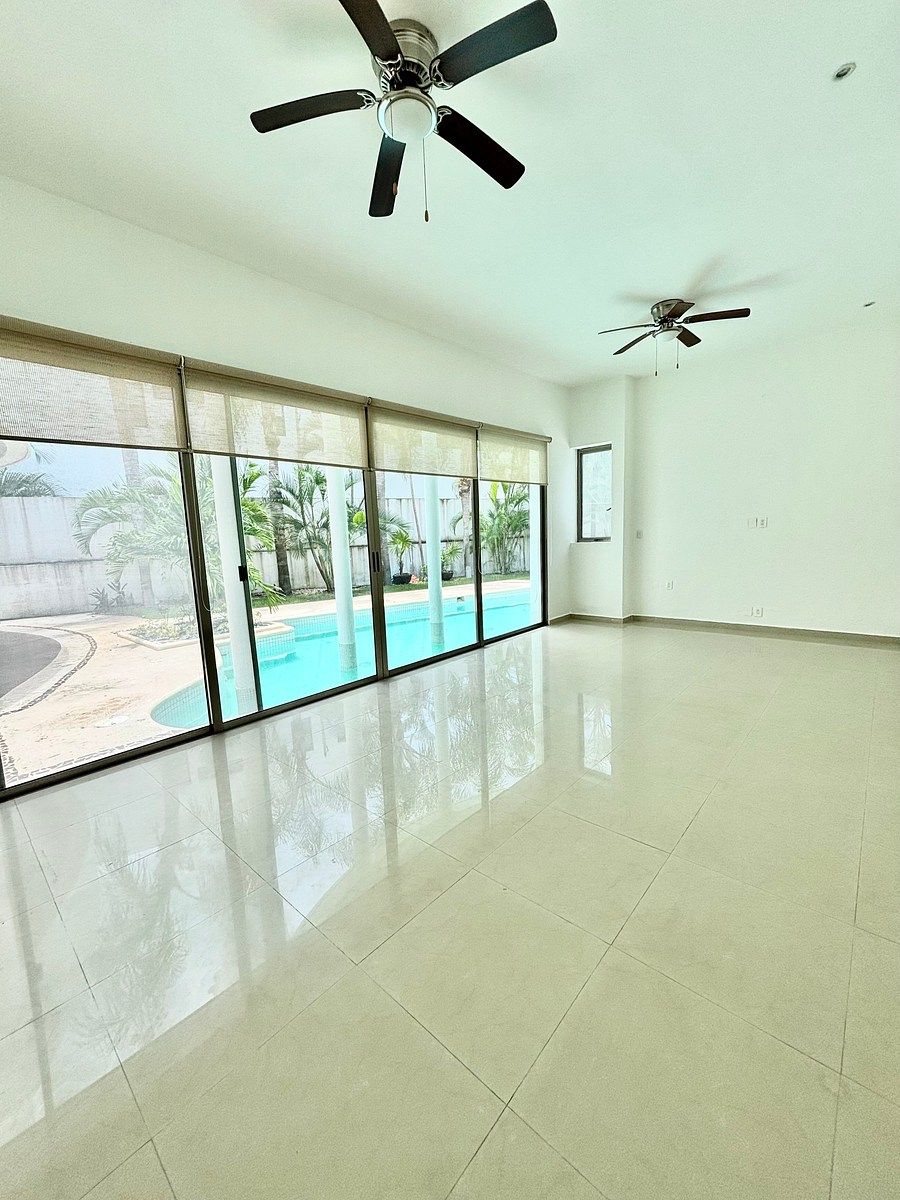 House in Lagos del Sol, Benito Juárez, photo 2 of 21