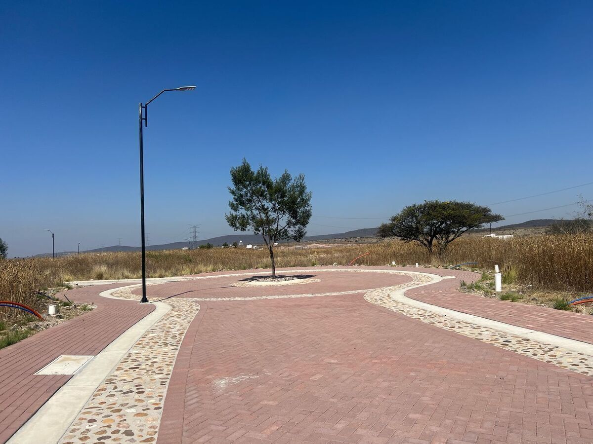 Lote em Presa de Bravo, Corregidora, foto 7 de 11