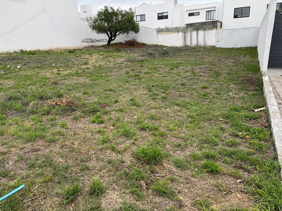Terreno plano en venta Grand Juriquilla Querétaro, foto 1 de 12