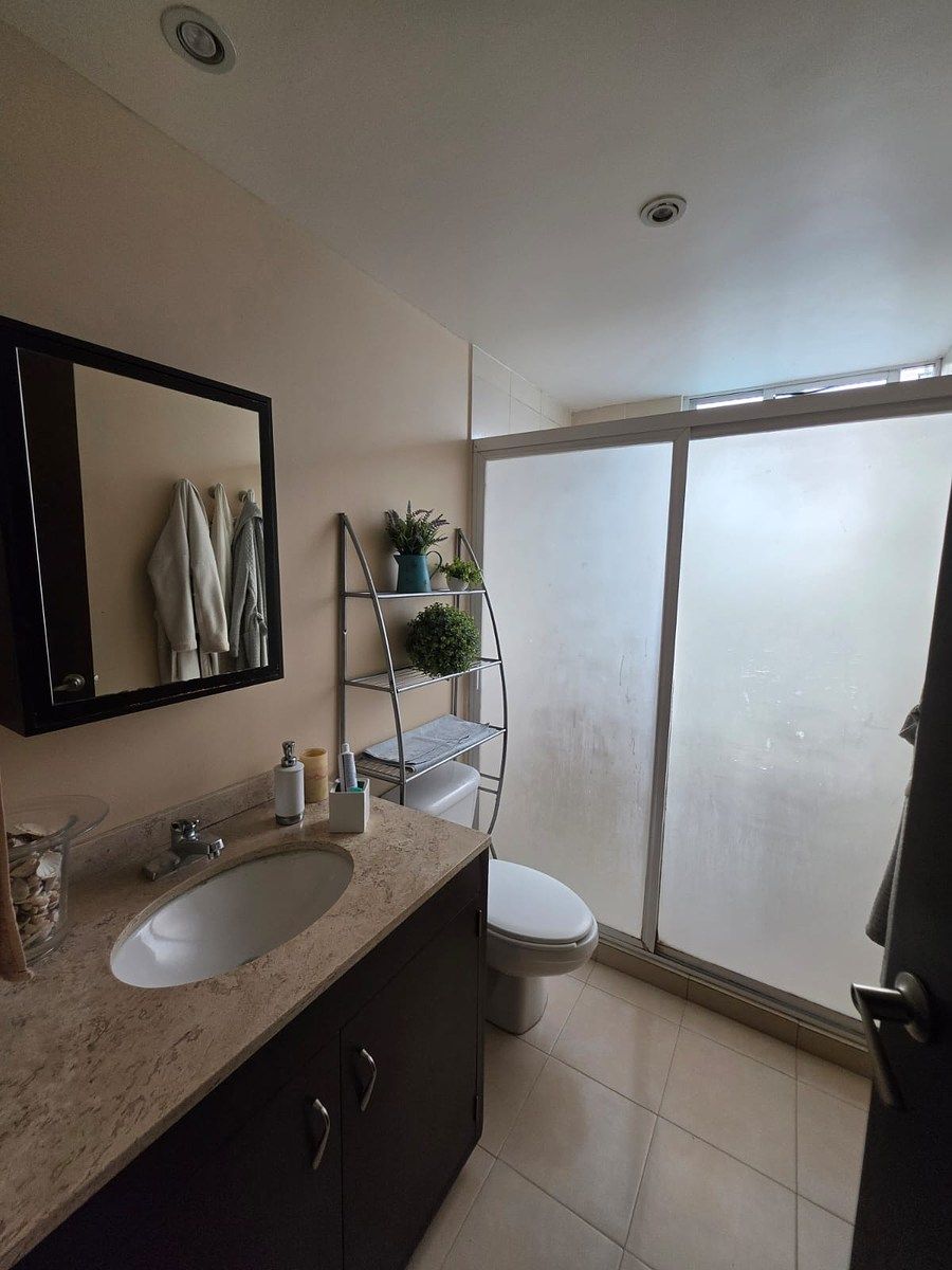 Baño recámaras secundarias, foto 17 de 39