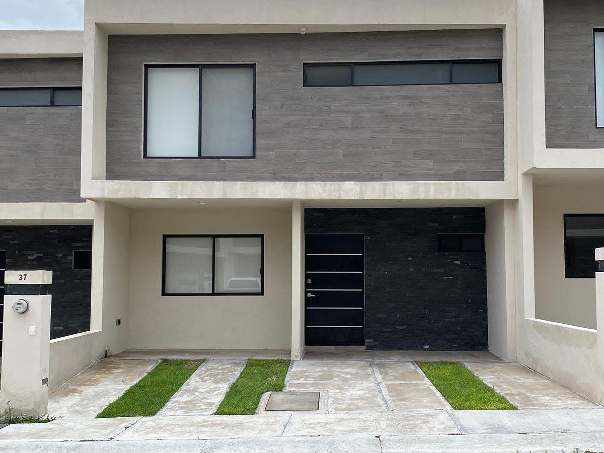 Hermosa casa con gran ubicación, foto 1 de 14