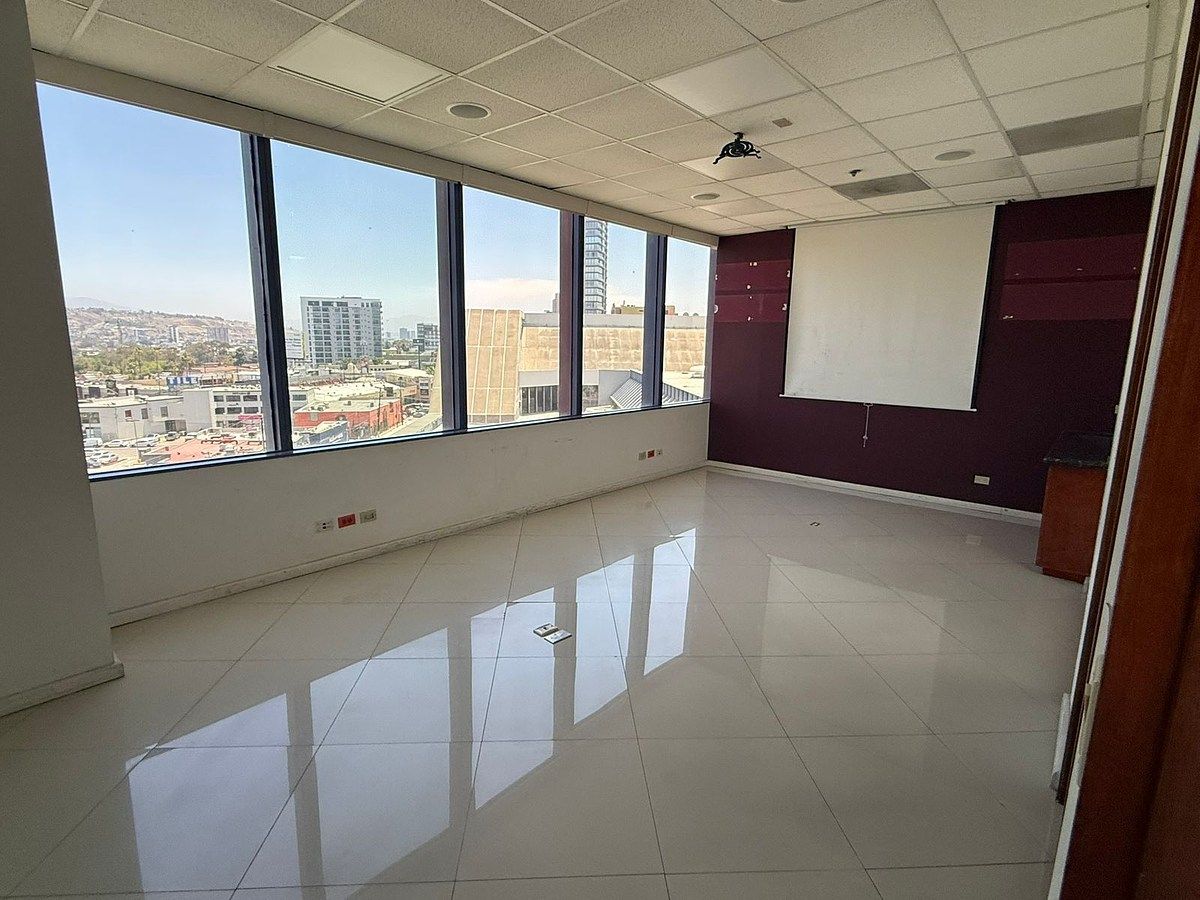 Oficina en Agua Caliente, Tijuana, foto 2 de 3