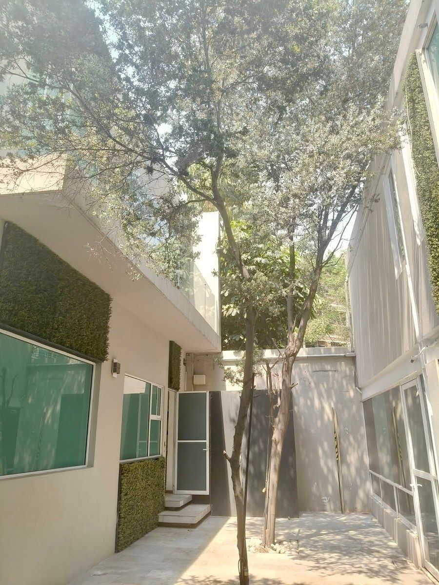 Casa con uso de suelo, foto 1 de 29