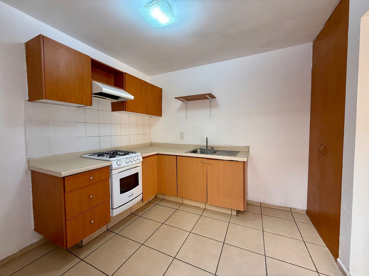 Casa en condominio en Tateposco, Tlaquepaque, foto 3 de 32