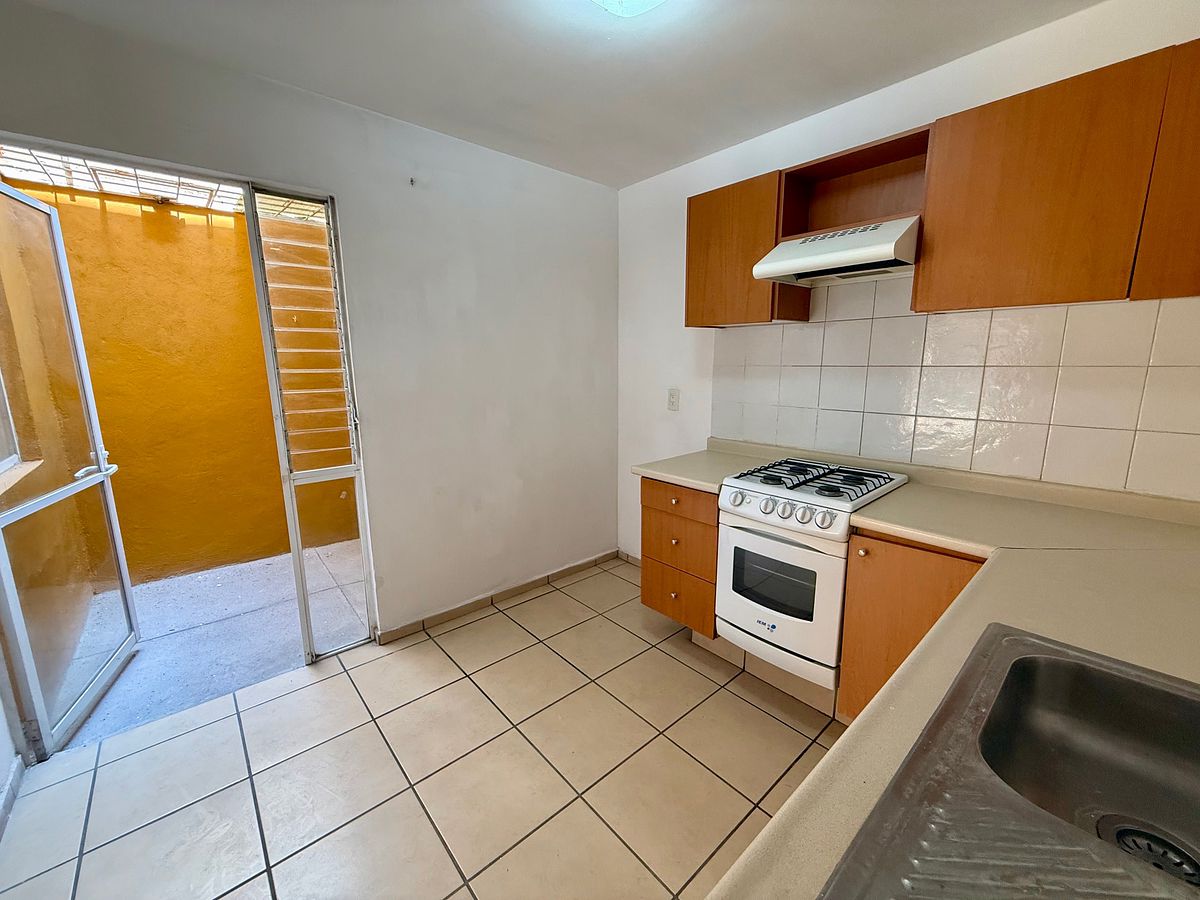 Casa en condominio en Tateposco, Tlaquepaque, foto 6 de 32