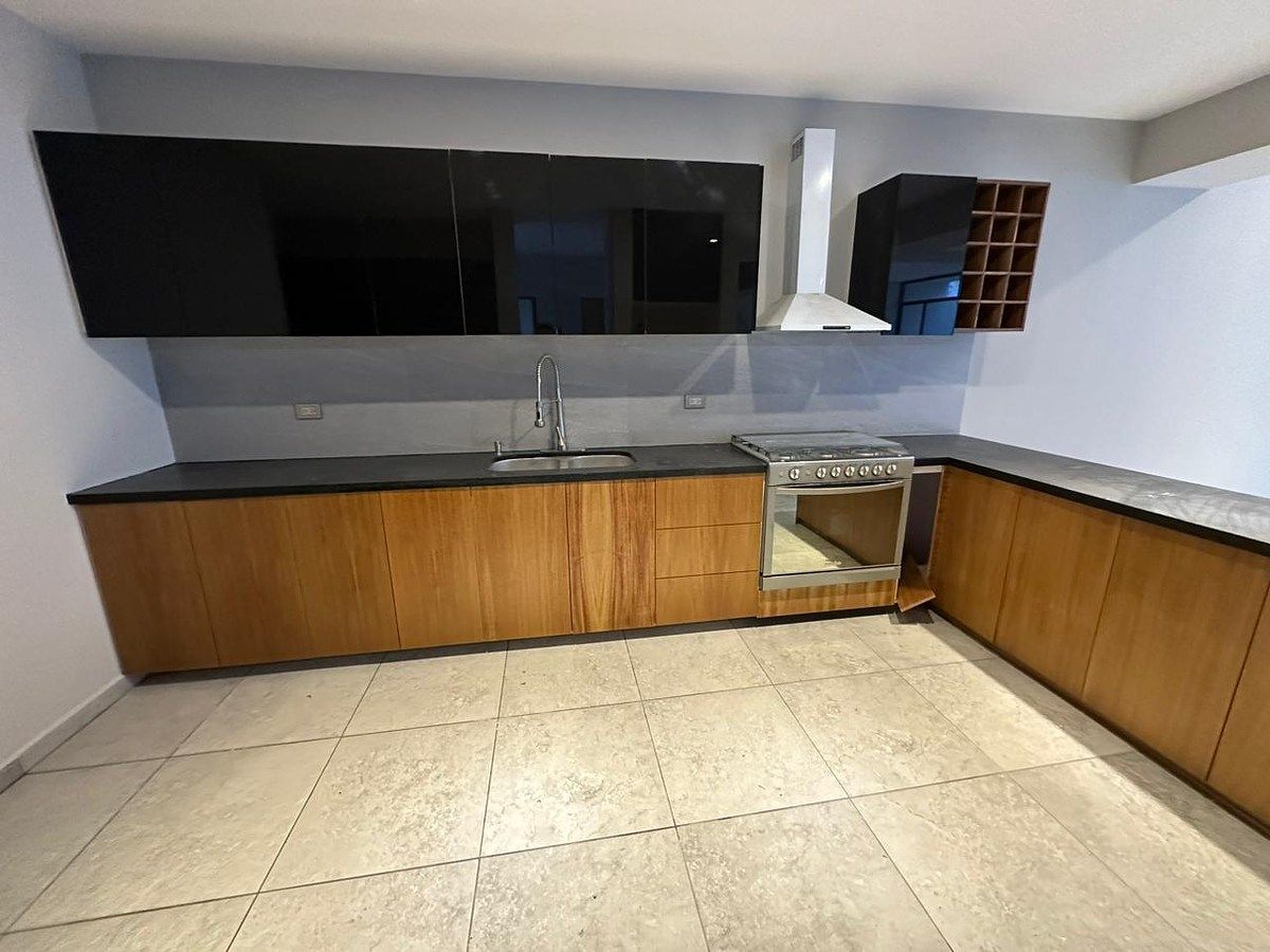 Casa em condomínio fechado em Zibatá, El Marqués, foto 5 de 25