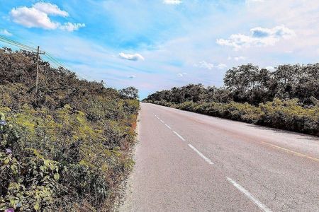 VENTA TERRENO CARRETERA VALLADOLID  TULUM