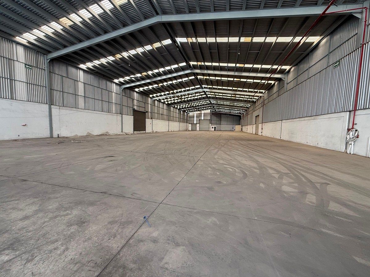 Bodega Industrial Renta en Jardín Dorado cerca de Otay Vía Rápida  y Garita Inte, foto 1 de 24
