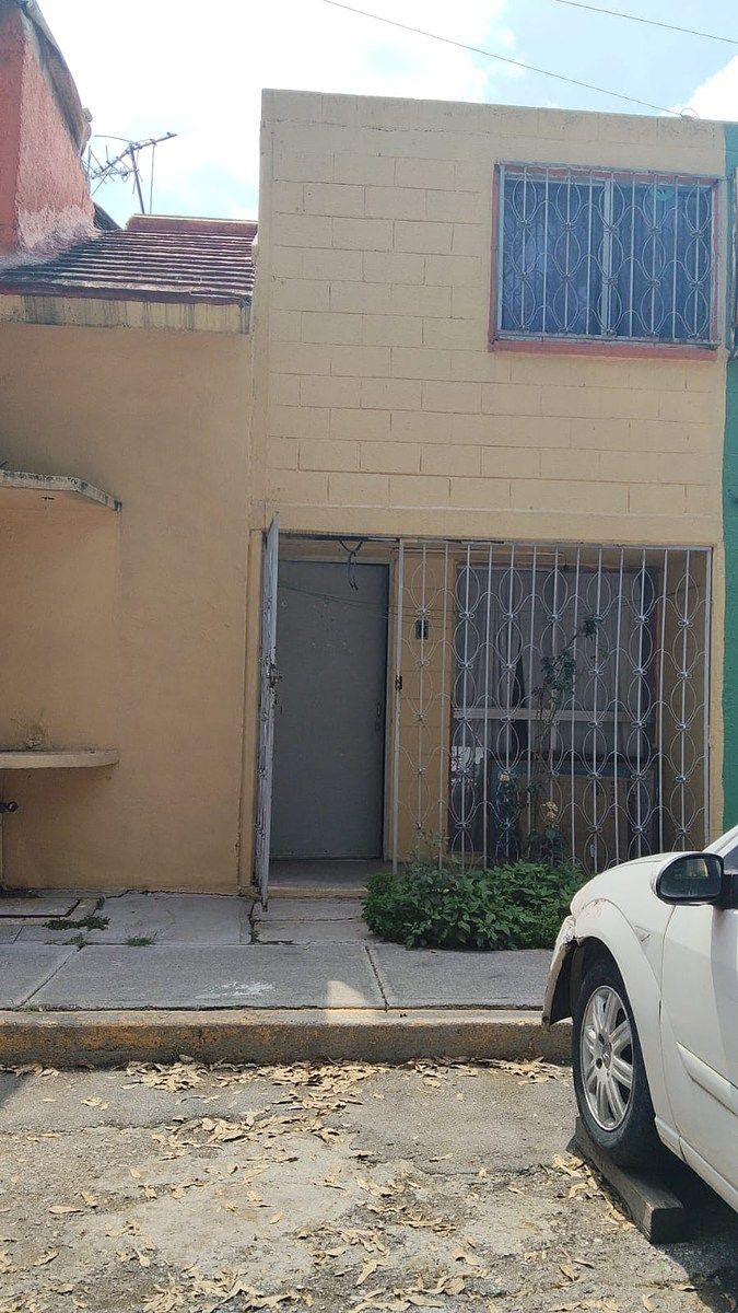 CASA PARA REMODELAR EN EL TREBOL, TEPOTZOTLAN, foto 1 de 3