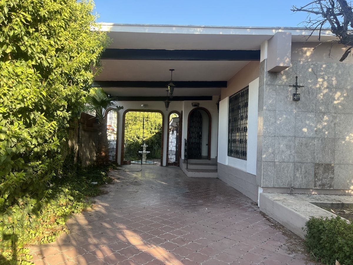 Casa em San Felipe I, Chihuahua, foto 2 de 23