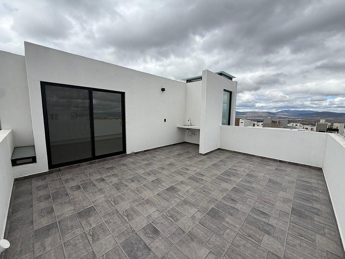 Casa em Zibatá, El Marqués, foto 2 de 21