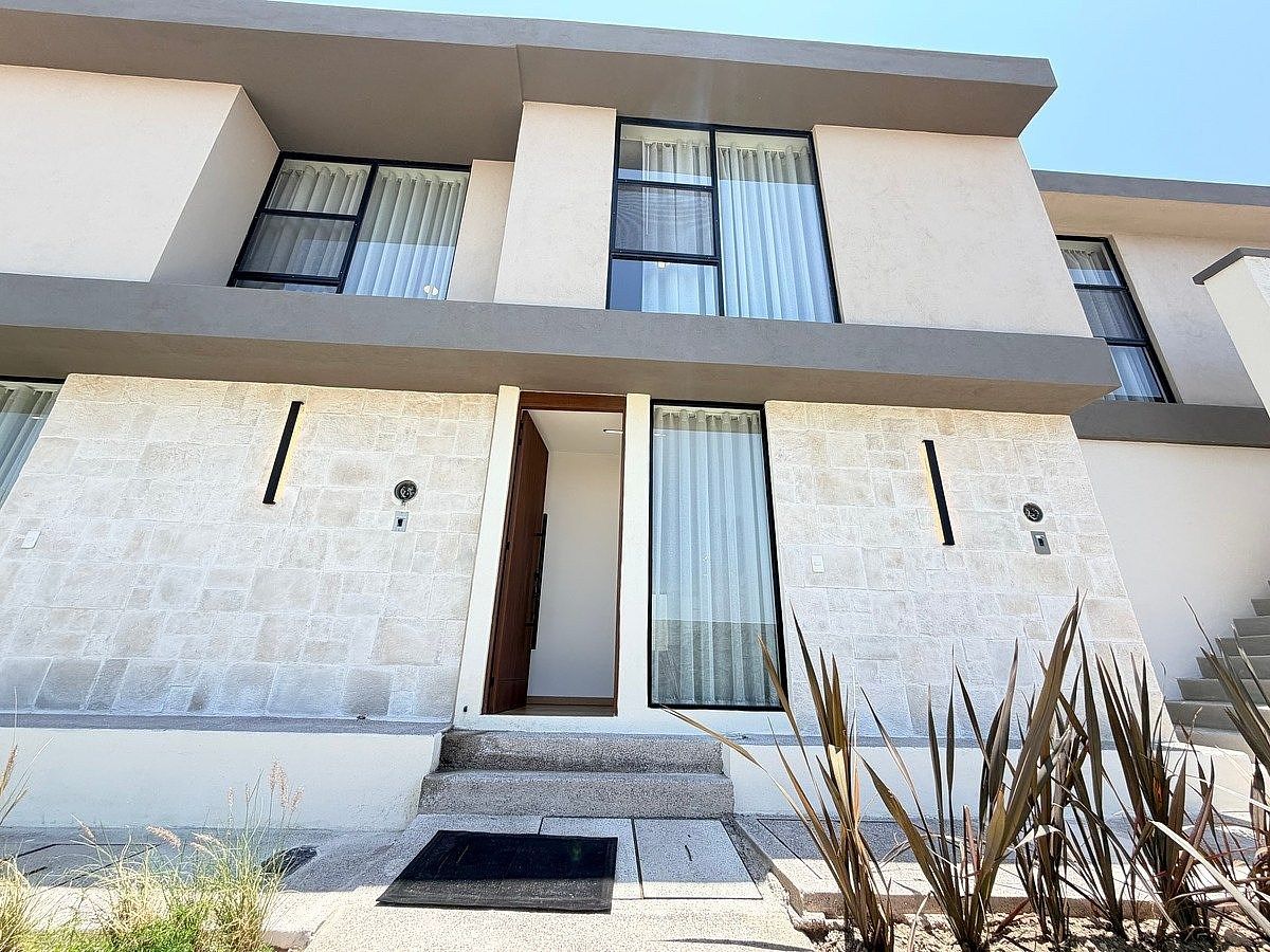 Casa en Venta de 129 m² con Studio | Jardín Privado | Opción a Walk-in Clóset, foto 1 de 16