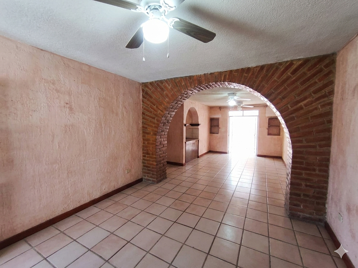 CASA EN VENTA – PLAZAS DEL SOL 2ª SECCIÓN - foto 3