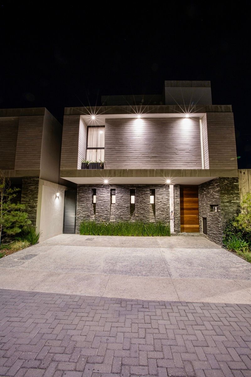 ESTRENA CASA EN JURIQUILLA con roof, foto 1 de 22