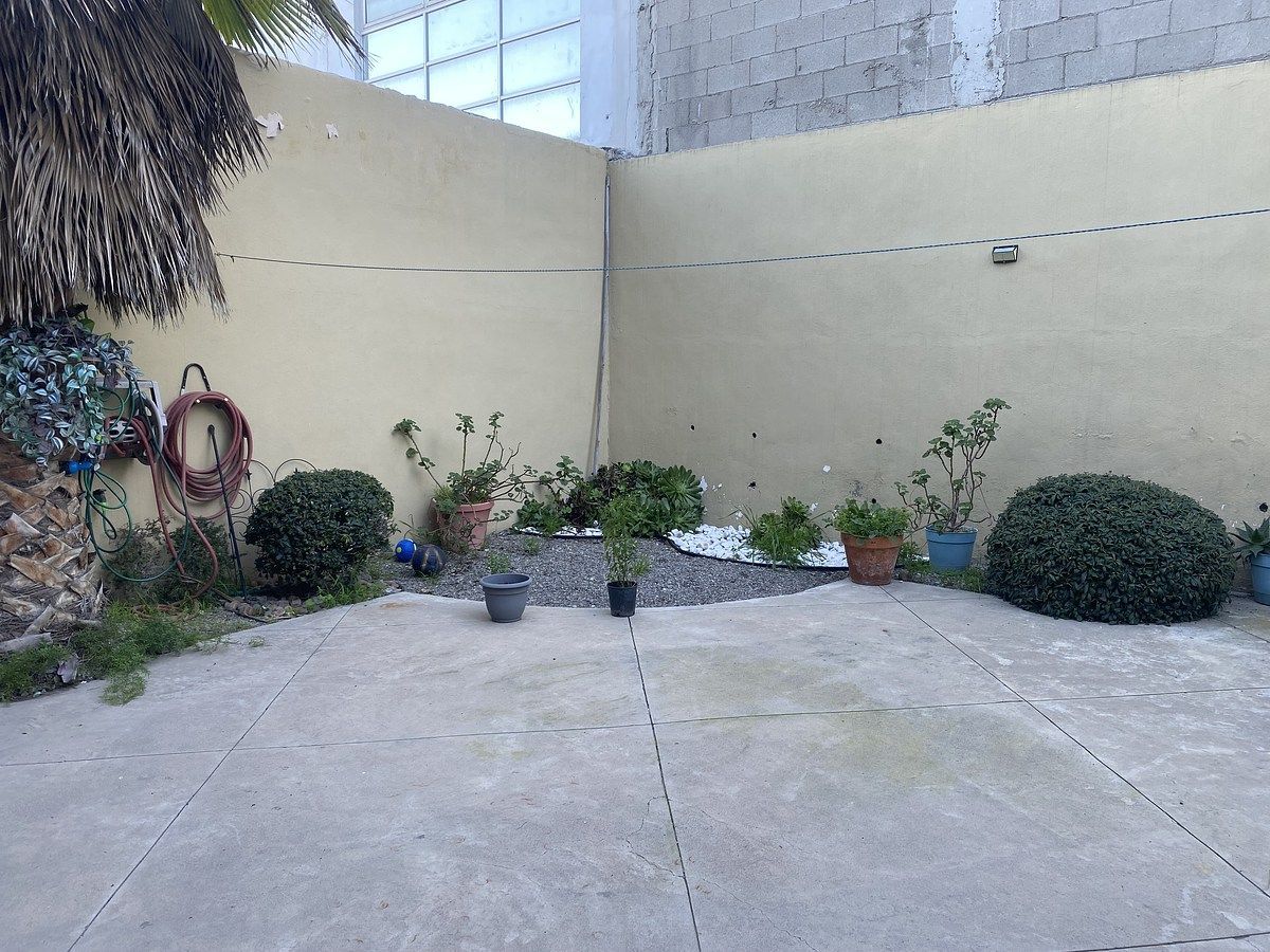 House in Jardines de Chapultepec, Tijuana, photo 16 of 36