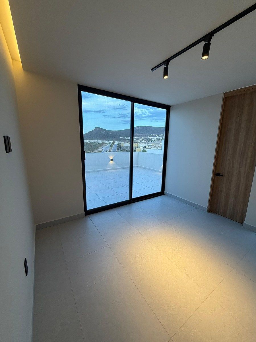 House in Gated Community in Capital Sur, El Marqués, photo 45 of 49