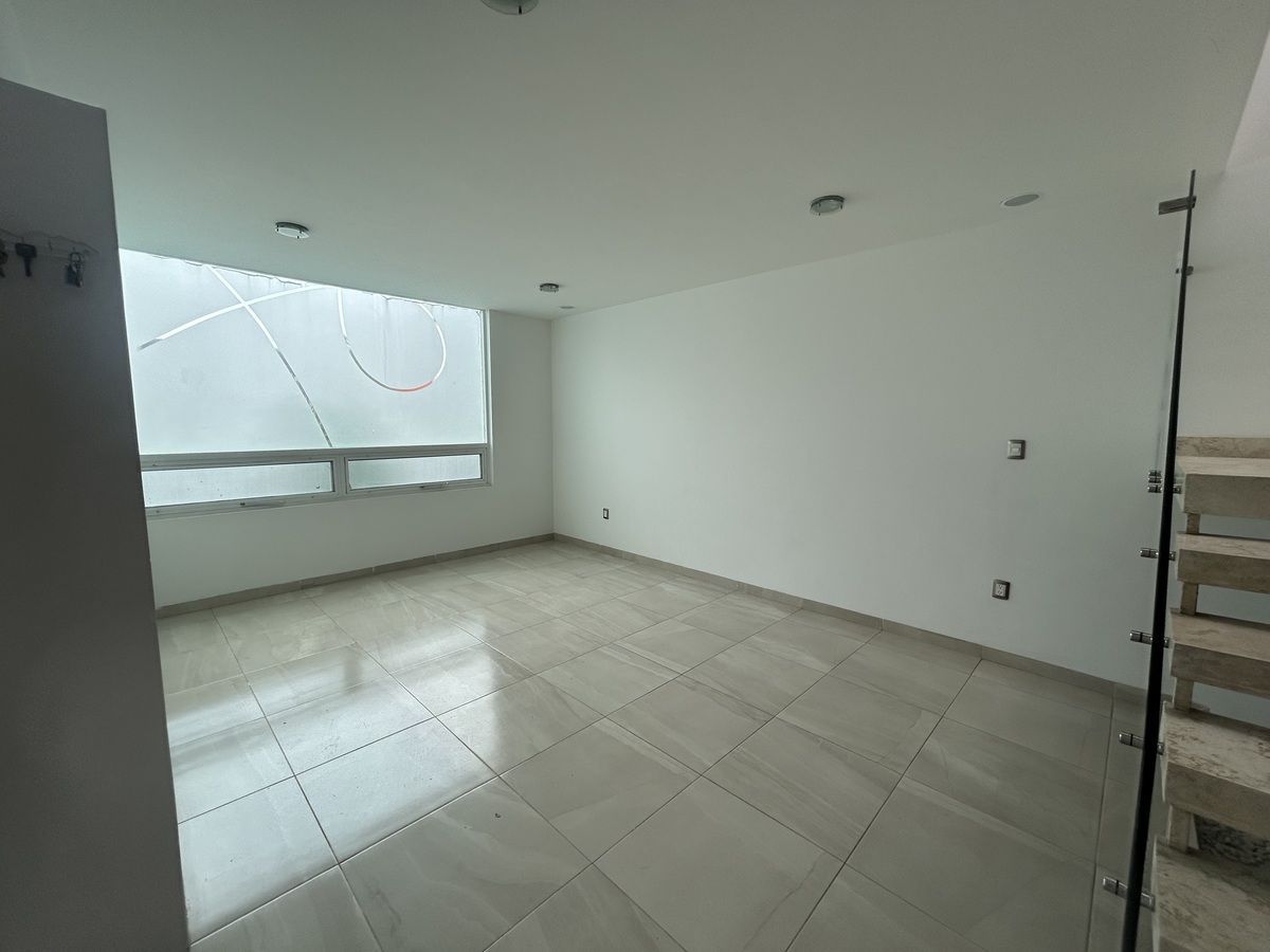 Sala, foto 2 de 25