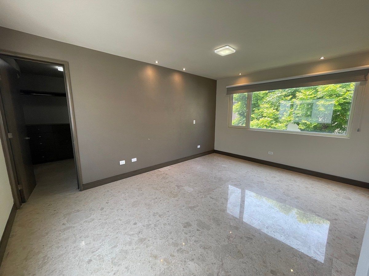 Apartment in Valle de Chipinque, San Pedro Garza García, photo 13 of 19