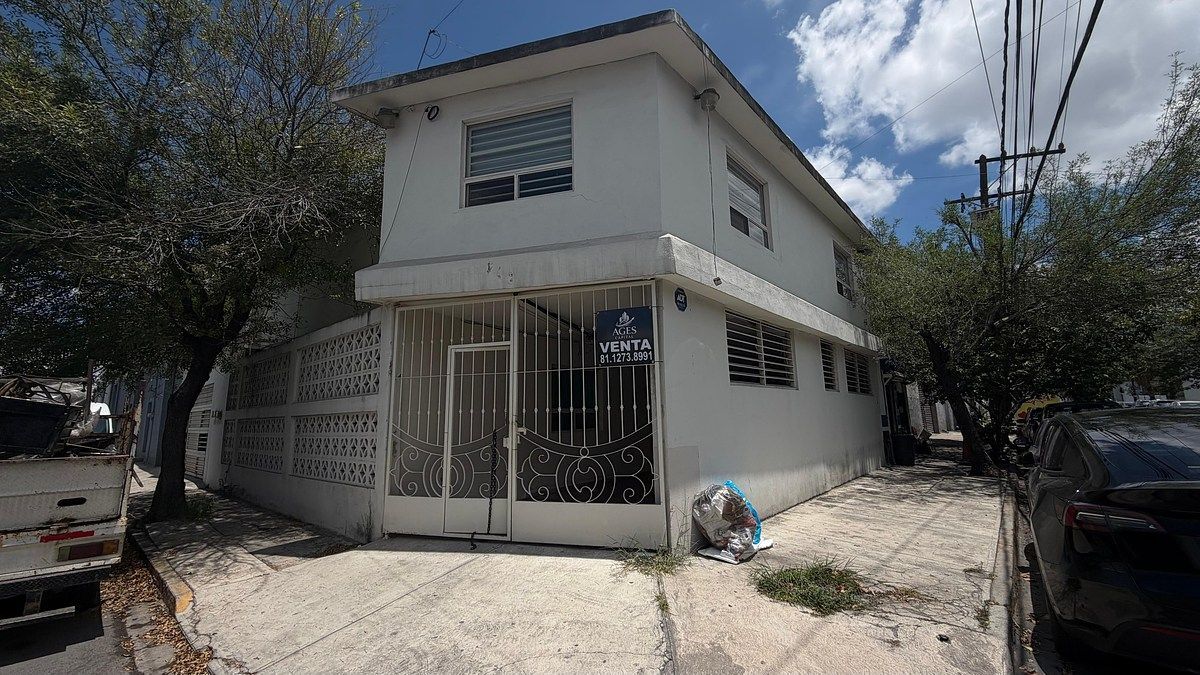 PROPIEDAD EN VENTA-USO MIXTO-LOS URDIALES-$4,900,000, foto 1 de 12