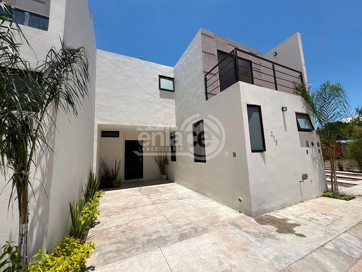 Casa en Venta circuito interior, photo 1 of 19