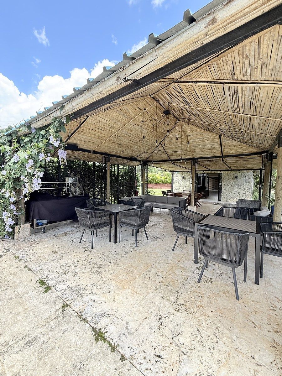 Preciosa finca vacacional y de recreo en venta. A solo 45 minutos de la ciudad. - Foto 43