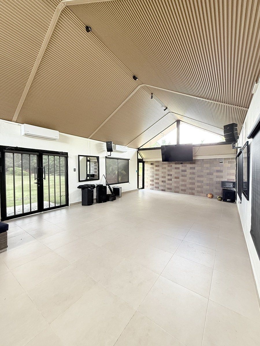 Preciosa finca vacacional y de recreo en venta. A solo 45 minutos de la ciudad. - Foto 44