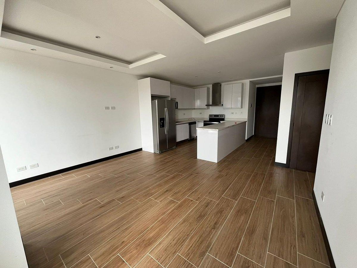 Apartamento en RENTA - zona 16 - Image 1