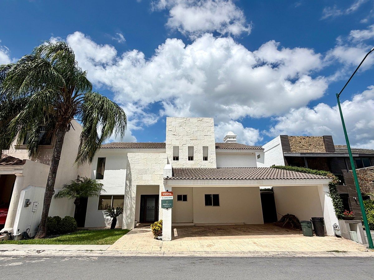 Casa em Las Jacarandas, Monterrey, foto 4 de 28