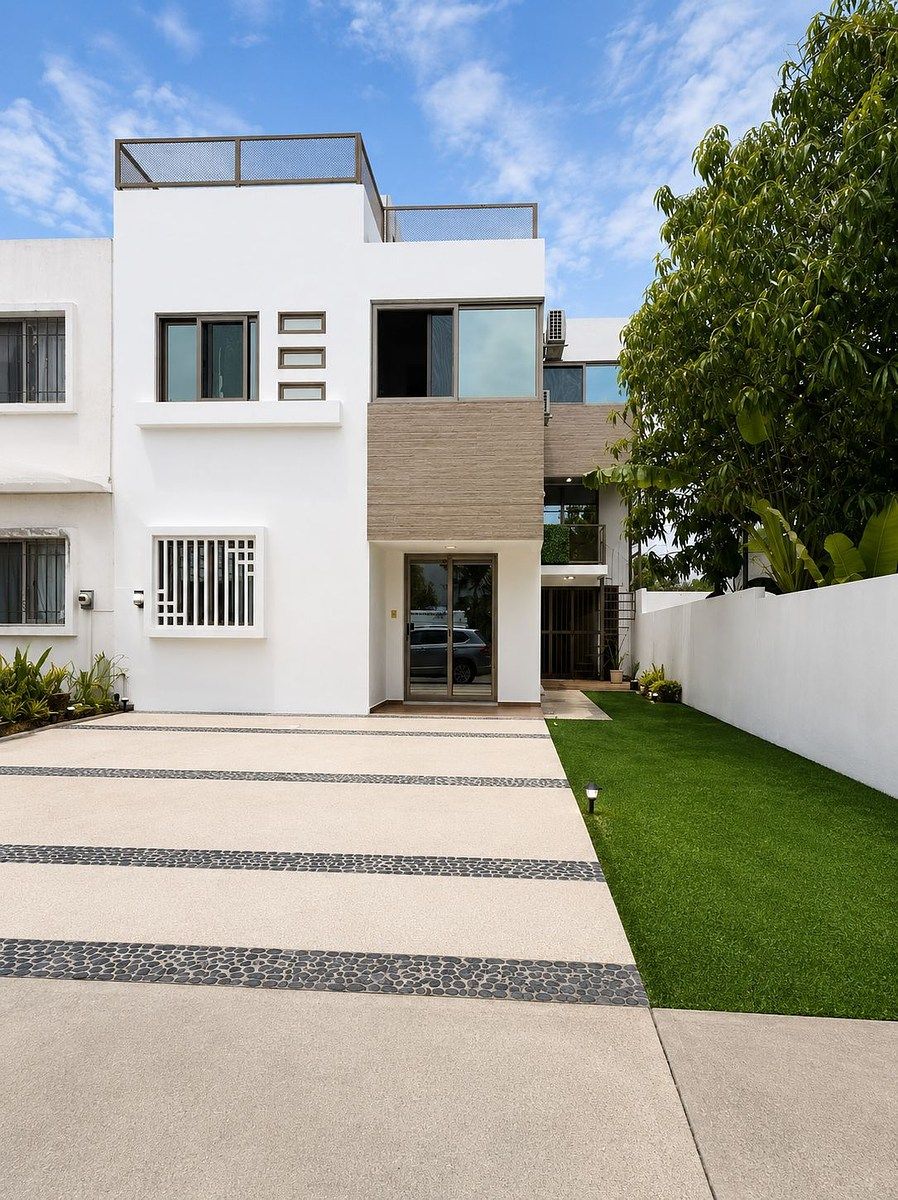 CASA EN VENTA EN PRIVADA PLAYA OASIS EN PLAYA DEL CARMEN, foto 1 de 21