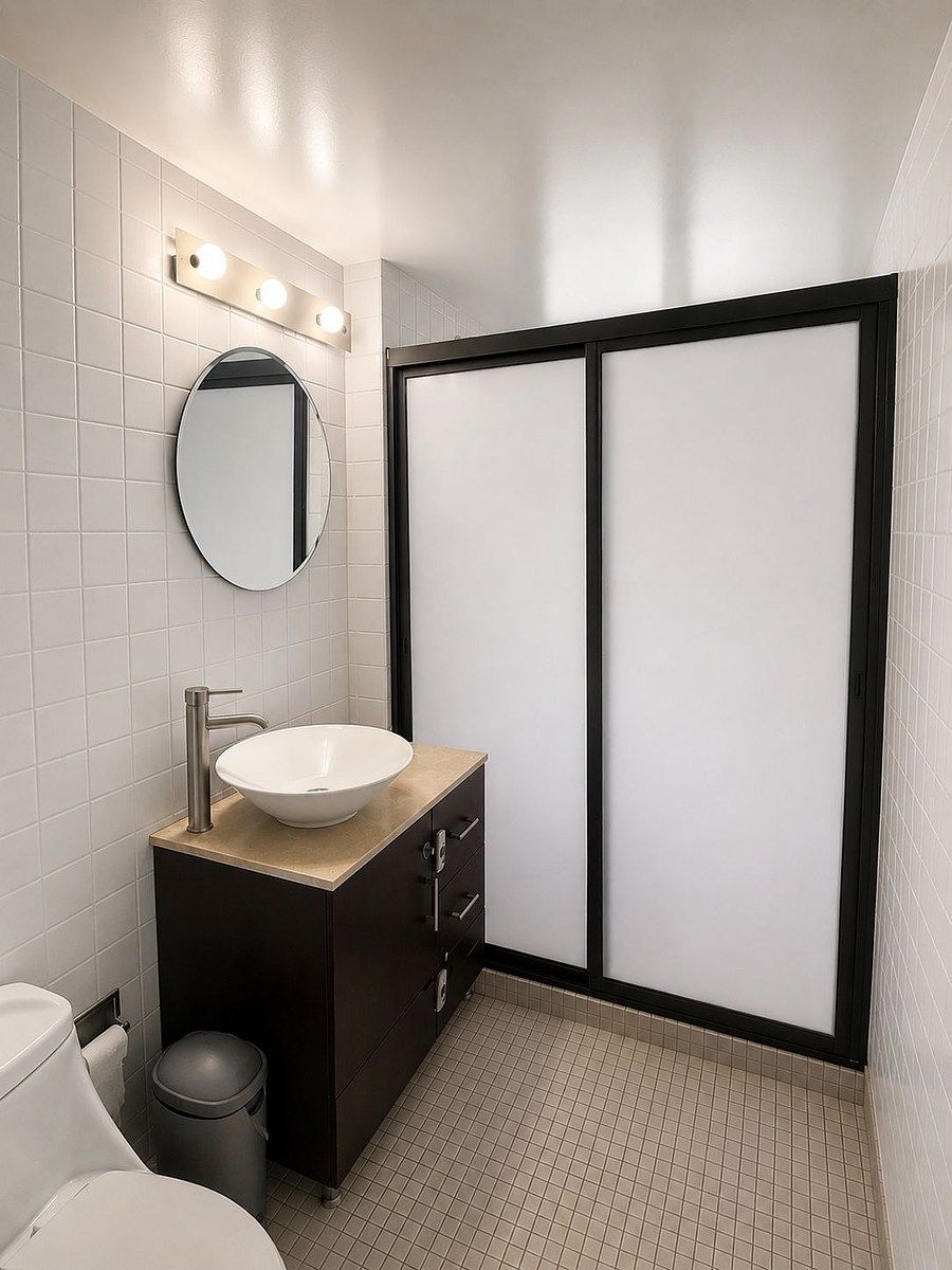 Baño, photo 6 of 11