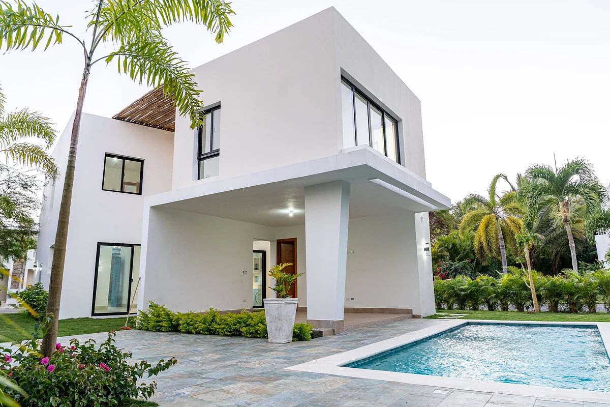 Villa en Playa Nueva Romana en venta con piscina, foto 1 de 9