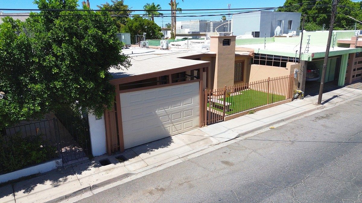 Casa en Vista Hermosa, Mexicali, foto 2 de 34