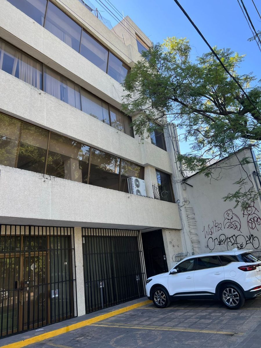 OFICINA RENTA LOPEZ COTILLA GUADALAJARA, foto 1 de 9